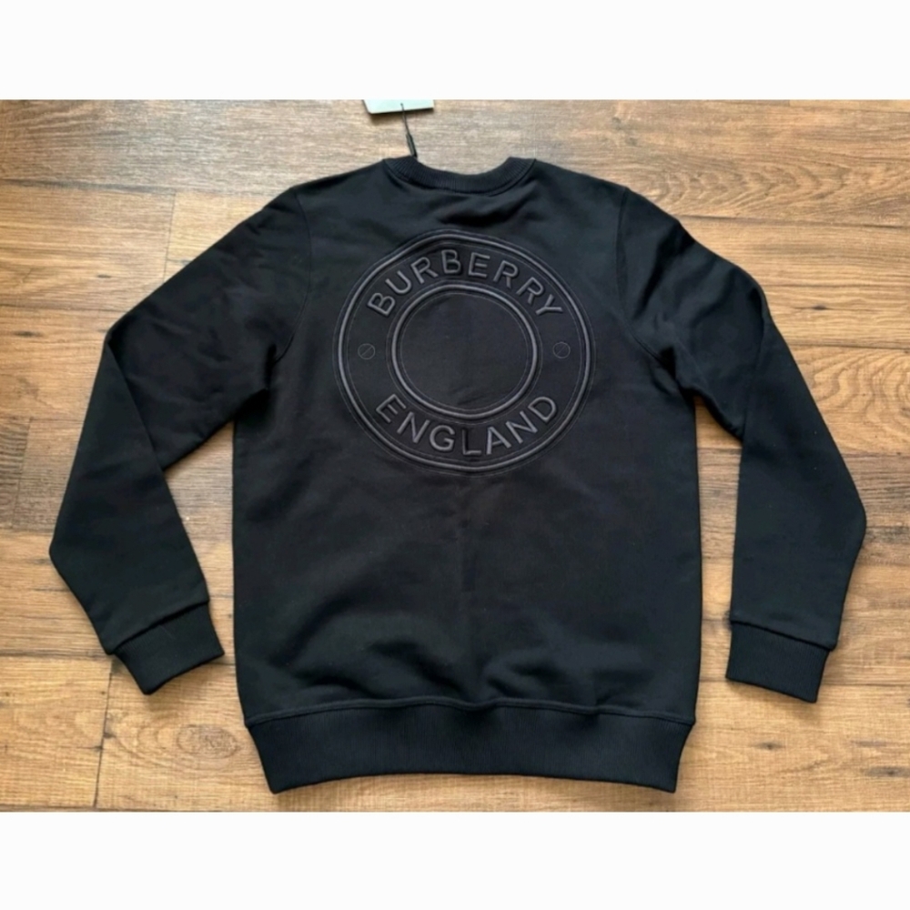 Burberry Sweatshirt*